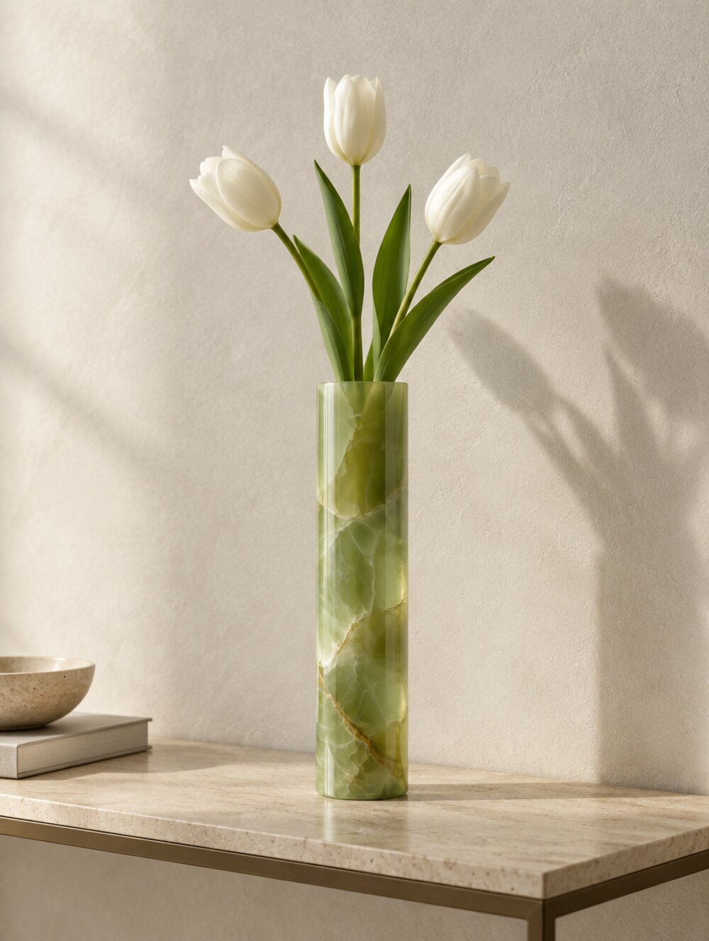 Vază cilindrică din onix verde, Ø 12 × H 32 cm